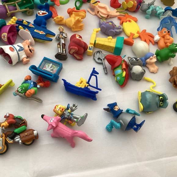 Kinder Ferrero surprise toys some complete and miscellaneous spare parts - Picture 3 of 9